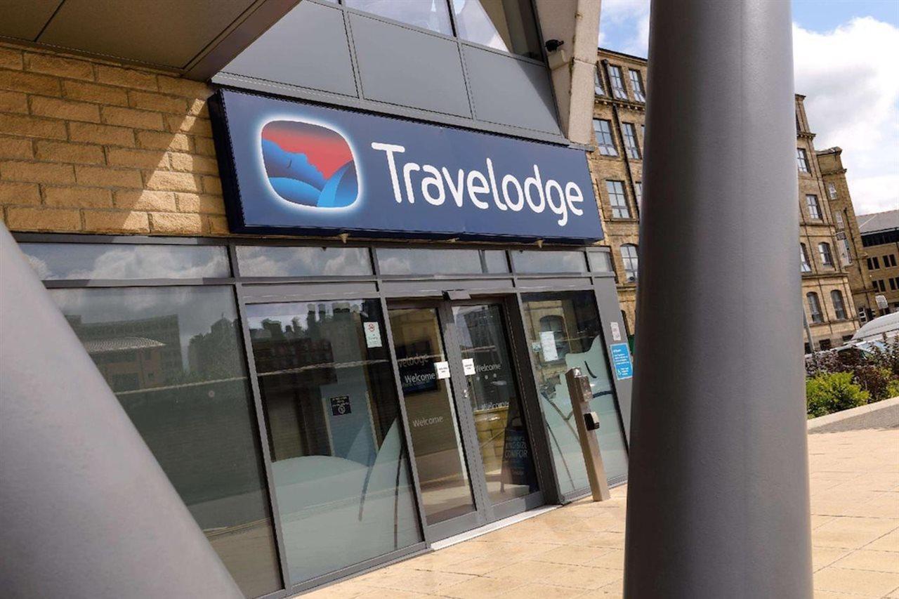 Travelodge Bradford Central Exteriör bild