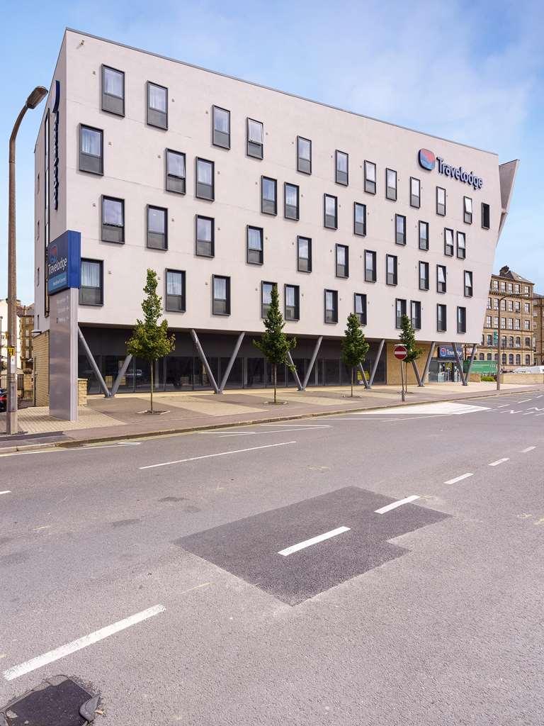 Travelodge Bradford Central Exteriör bild