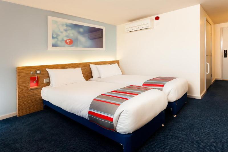 Travelodge Bradford Central Exteriör bild